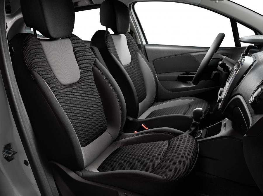 Интерьер Renault Kaptur 2016 года  (CIS) (фото 31 из 36)